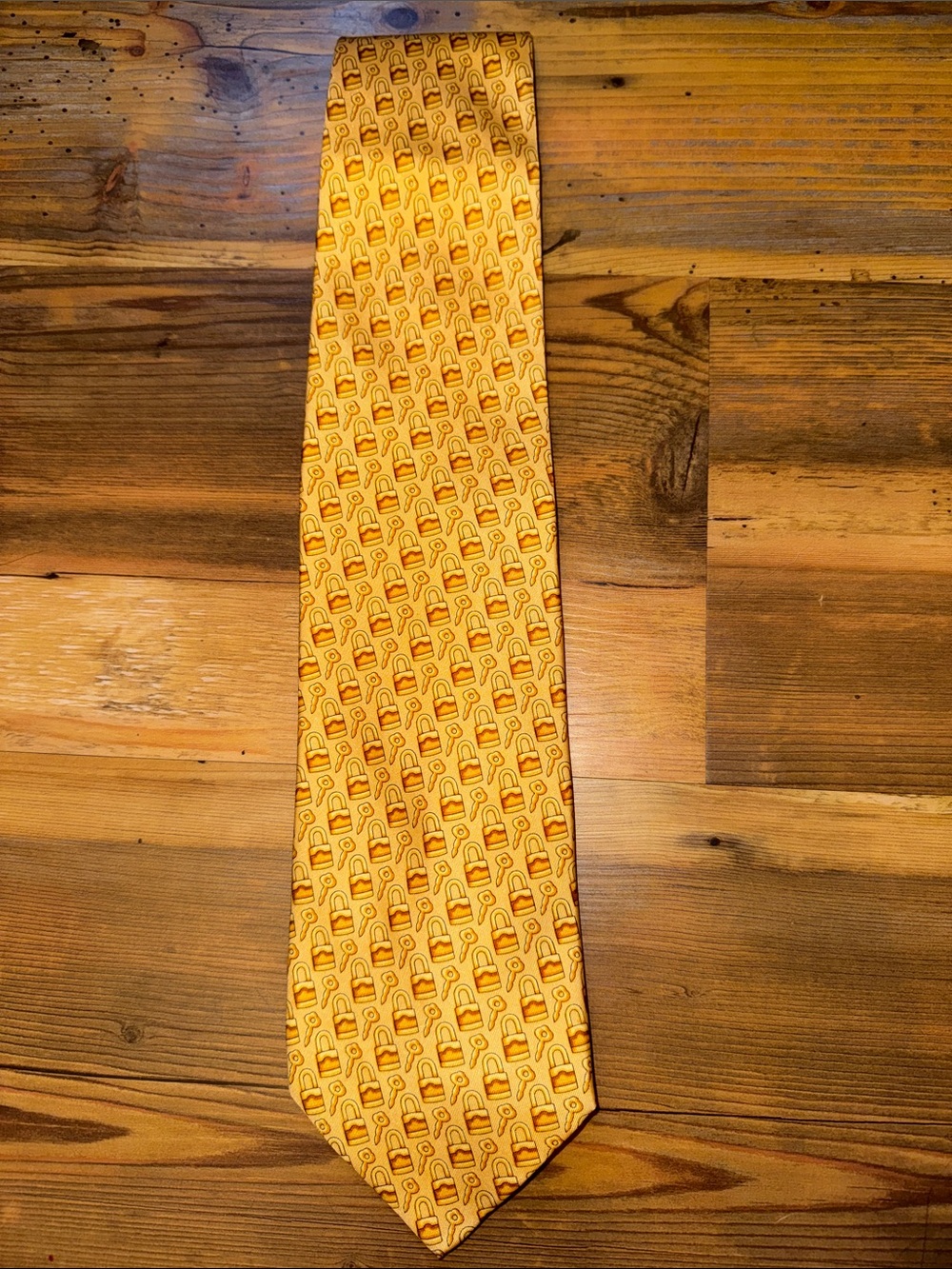 Gucci Yellow Patterned Silk Tie with Orange Accents